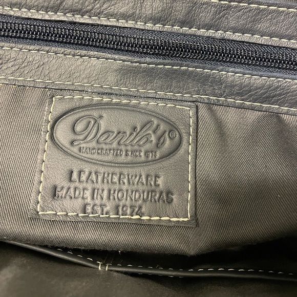 Danilo’s leather satchel - Picture 11 of 11